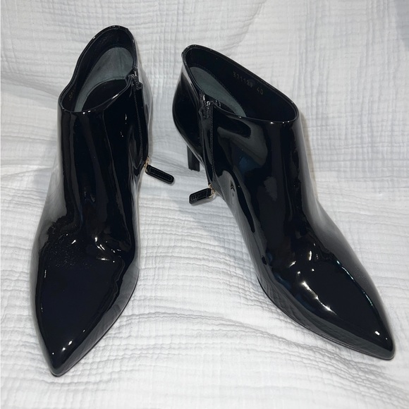 $795 New Gucci Black Patent Leather Pointed Booties Crystal Vernice Size 40 - Picture 2 of 7